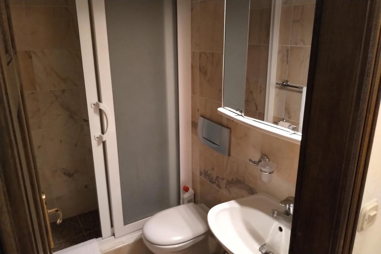 Sun Residence 布雷拉 外观 照片