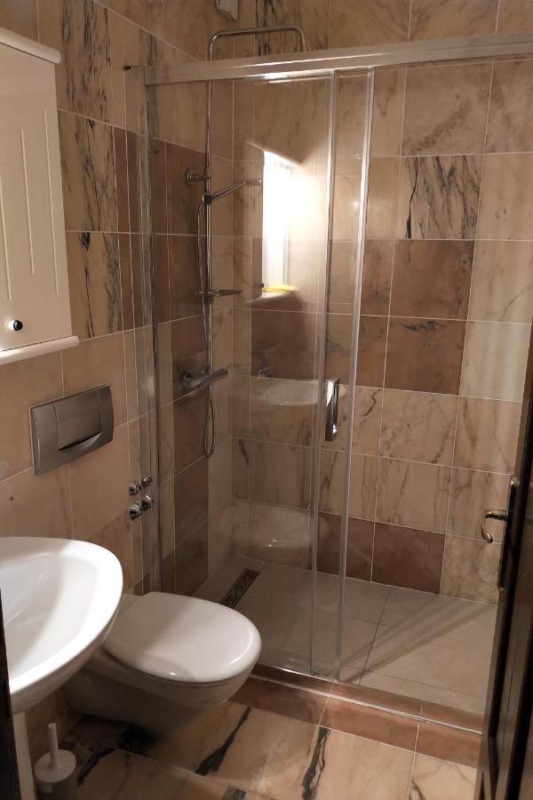 Sun Residence 布雷拉 外观 照片